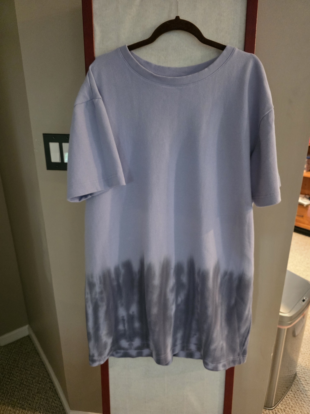 Zella Light Lavender Short Sleeve Tee with Dark Dip-Dye Hem